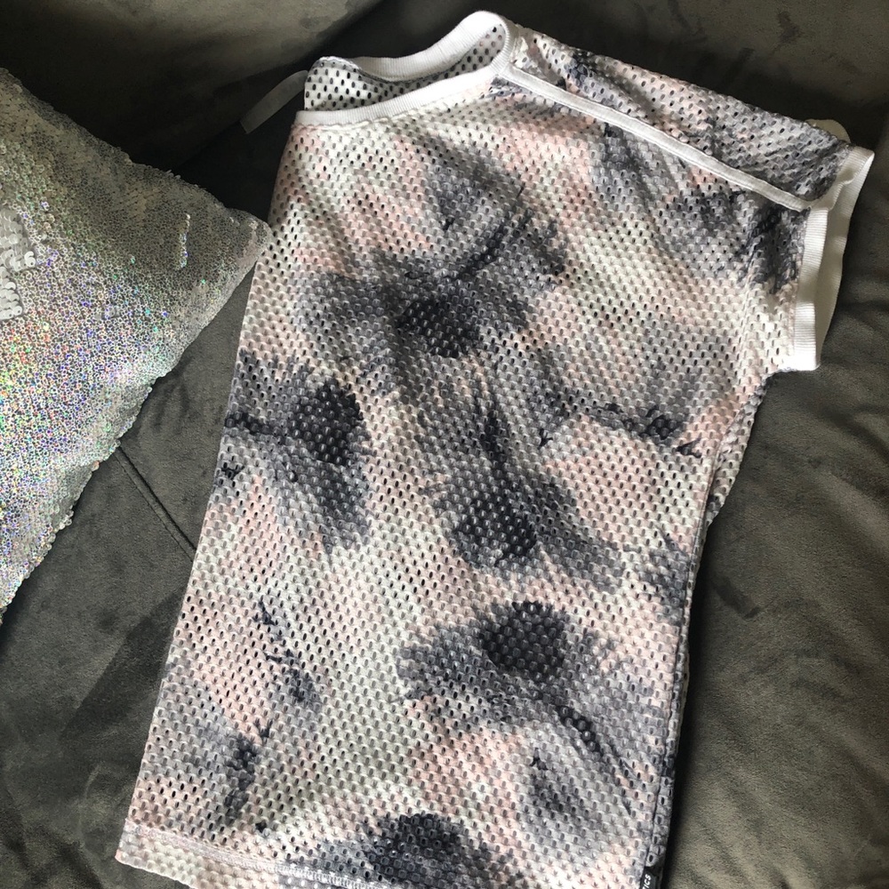 Fabletics Sports Top View 2
